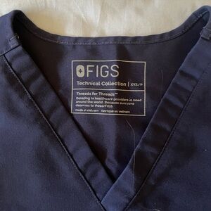 Figs Scrub Top